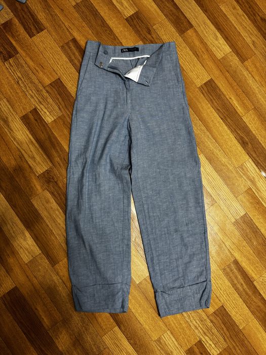 Блакитний льняний костюм Zara