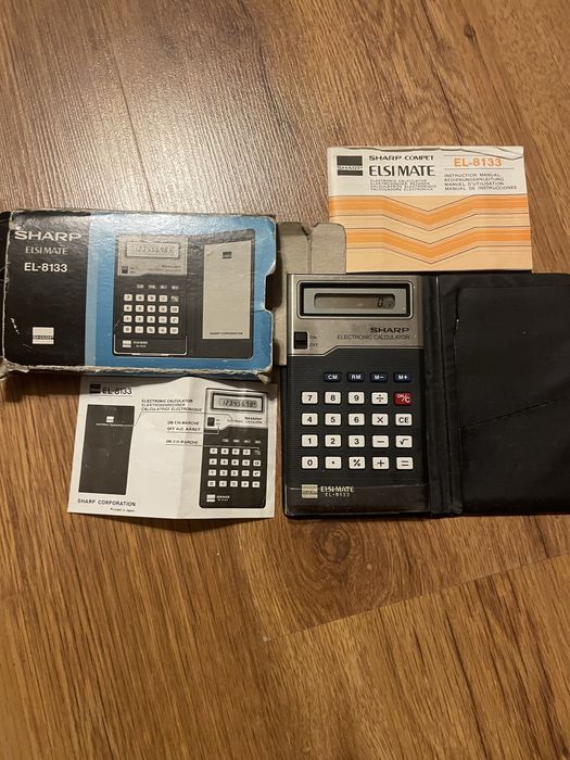 Klasyczny kalkulator elektroniczny Sharpe Elsie Mate