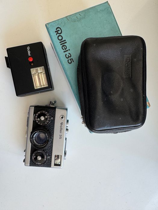 Câmera de Filme Rollei 35 T 35mm Lente Carl Zeiss Tessar 40mm F/3.5