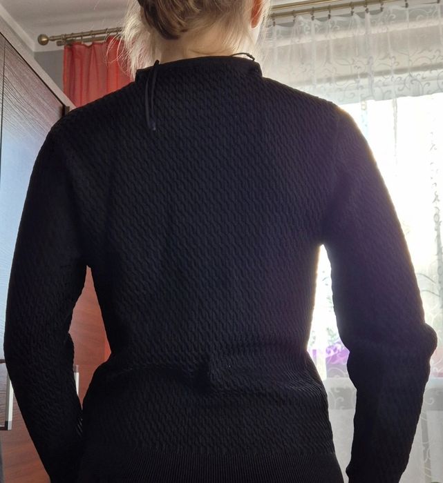Sweter czarny ZARA z perełkami