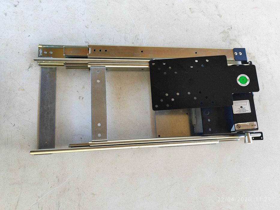 Suporte extensível de TV, para autocaravana