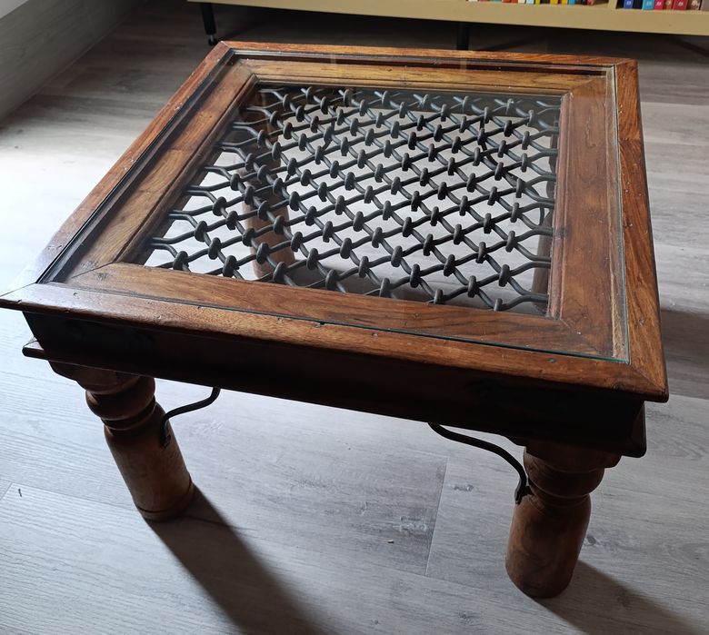 Mesa de apoio rústica , em madeira exótica maciça e ferro forjado