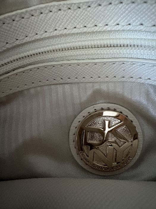 Torebka DKNY  łańcuszek złoto
