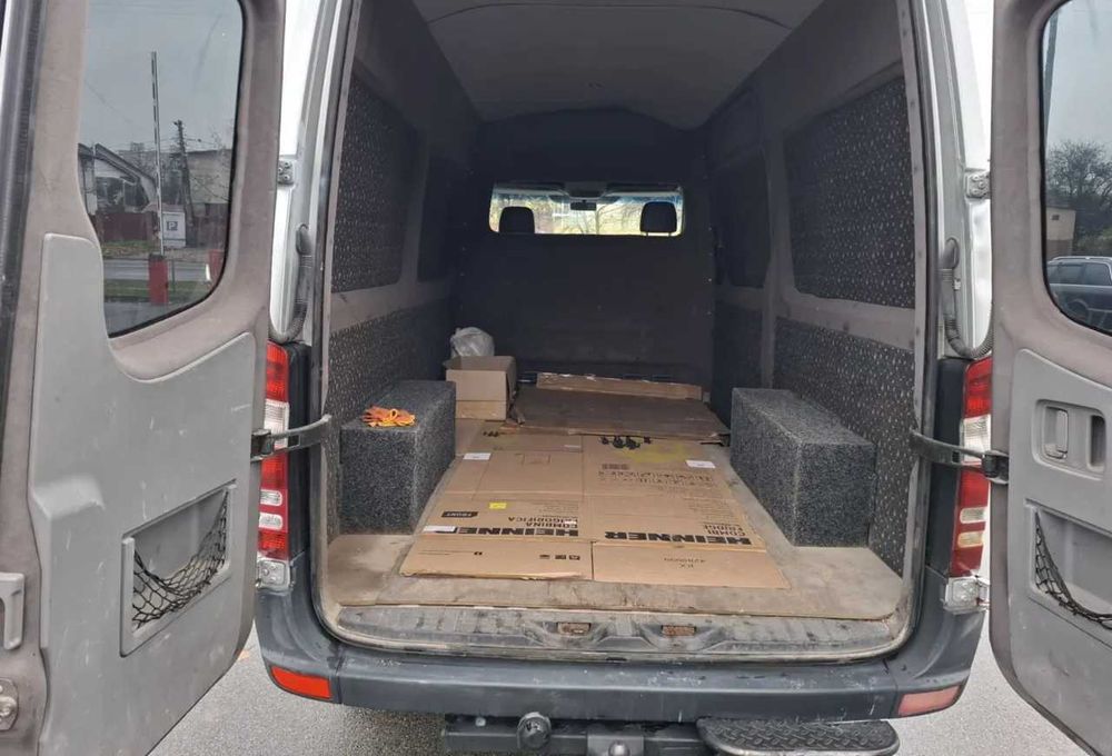 ГРУЗОПЕРЕВОЗКИ с грузчиками,  вантажоперевезення, вантажне таксі Київ