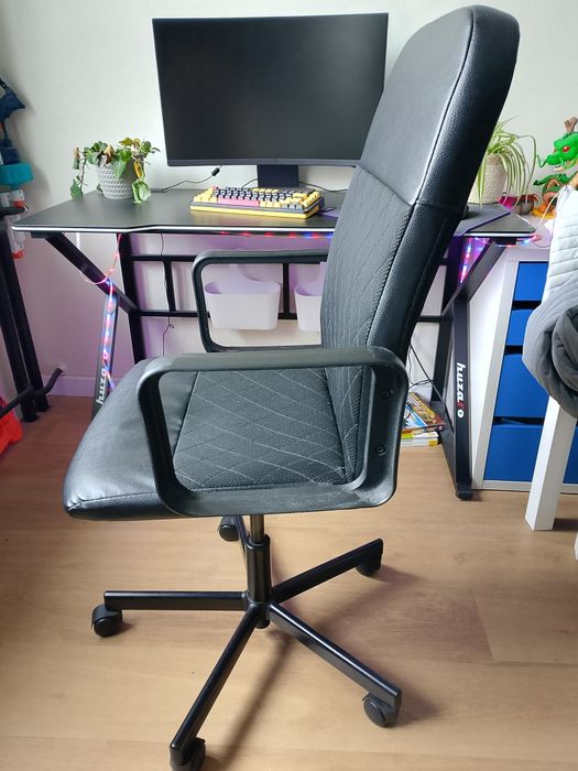 Krzesło biurkowe,Ikea Bomstad czarny