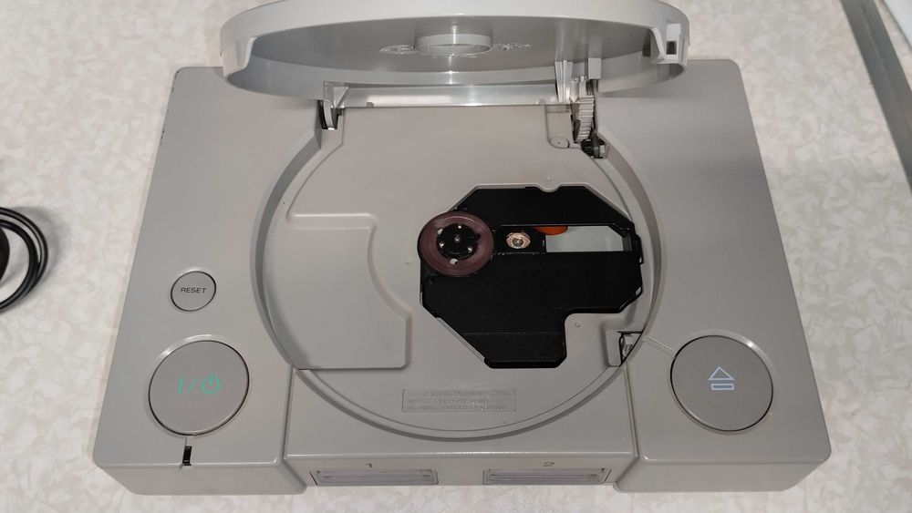 Consola Playstation 1 Fat Chipada, Impecável