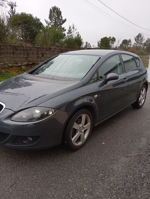 Leon 2.0TDI Nacional  kit distribuição e 4pneus  novos