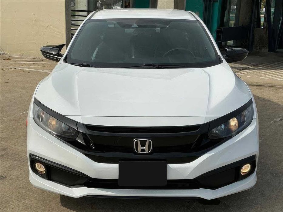 Honda Civic Sport      2020