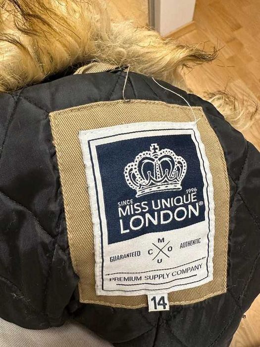 Parka kurtka z futrem 42