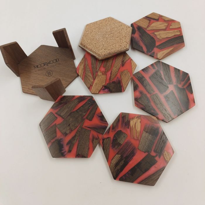 Підставки з дерева та епоксидної смоли!костери,підстаканники,стіл