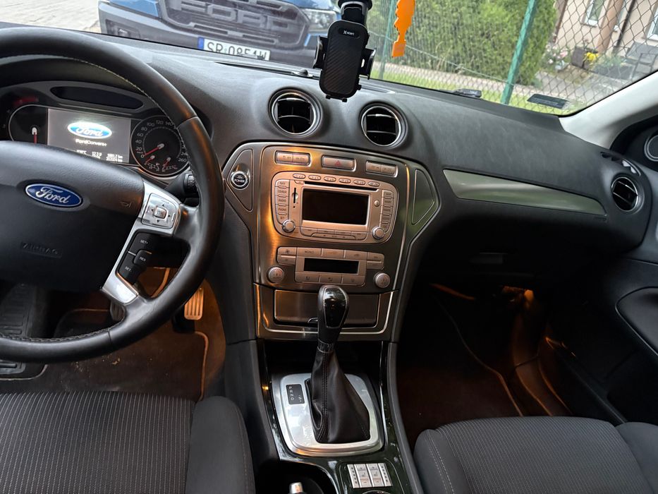 Ford Mondeo MK4 2009 - Diesel, automat - OC i PT na rok.