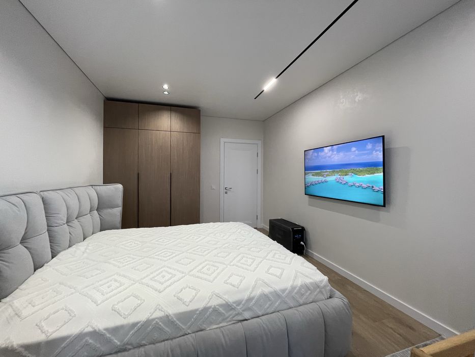 Продаж три кімнатної квартири біля ТЦ Velles Mall