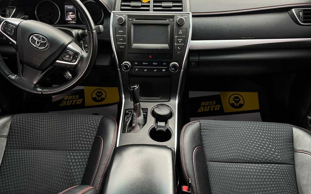 Toyota Camry 2015