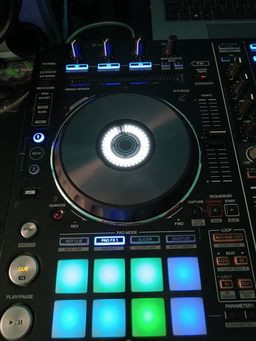 Pioneer DDJ-RX w stanie idealnym