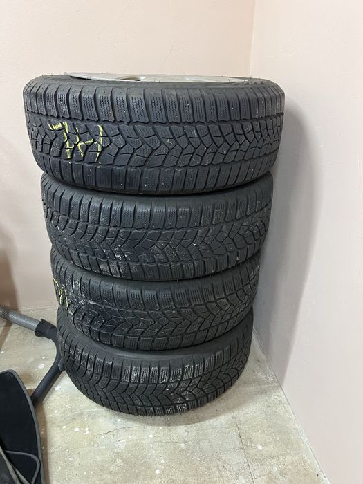 Продам комплект дисків 5*108/r16 з резиною 205/55/16 та колпаками