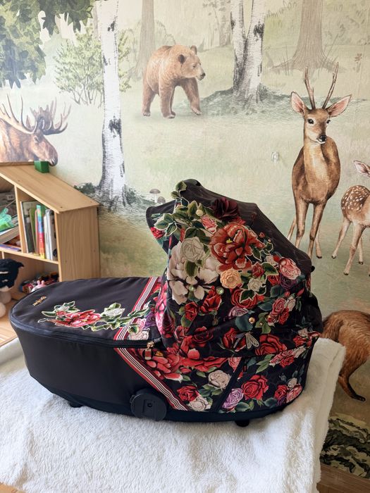 Gondola Cybex Mios Blossom Dark - black