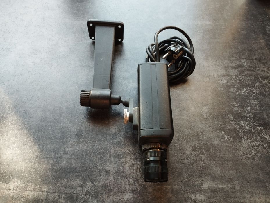 Відеокамера німецька.