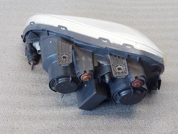 Ótica / farol direita CHEVROLET Nubira Combi