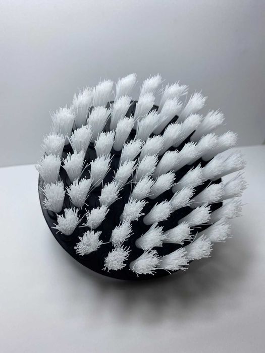 Щітка - насадка на дриль пластикова, діаметр 10 см.