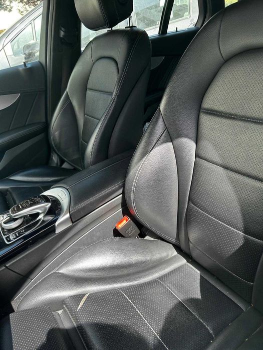 Mercedes C 300 H, carrinha hibrida diesel, Nacional, apenas 140 mil kms em muito bom estado. Sou apenas o 2.º dono. Sempre assistida na Mercedes.