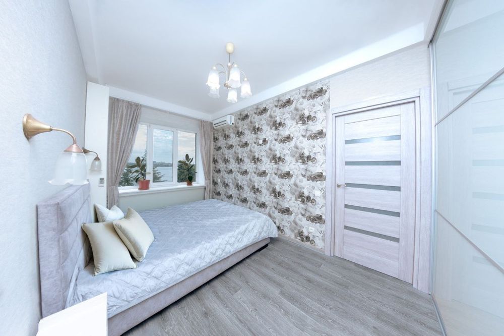 Квартира погодинно, подобово 2 кв на Набережній