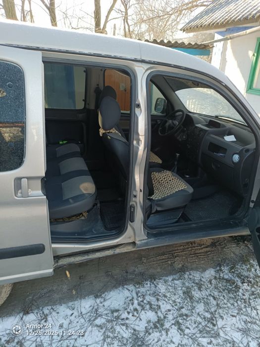 Продам автомобіль Сітроен берлінго 2.0HDI