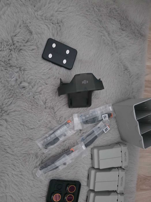 Dron DJI mini 4 pro combo
