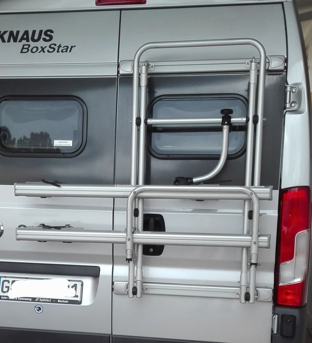 Suporte com bicicletas Fiamma para Fiat Van  e 2 bicicletas.