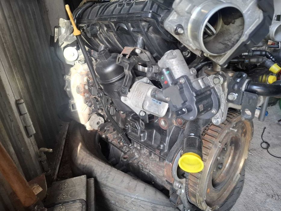 Motor Kia Carens 1.7