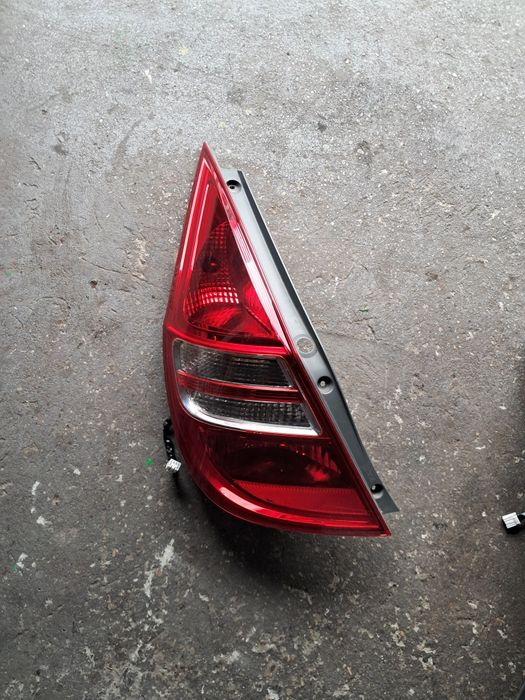 Lampa tylna lewa kompletna hyundai I 30 HB