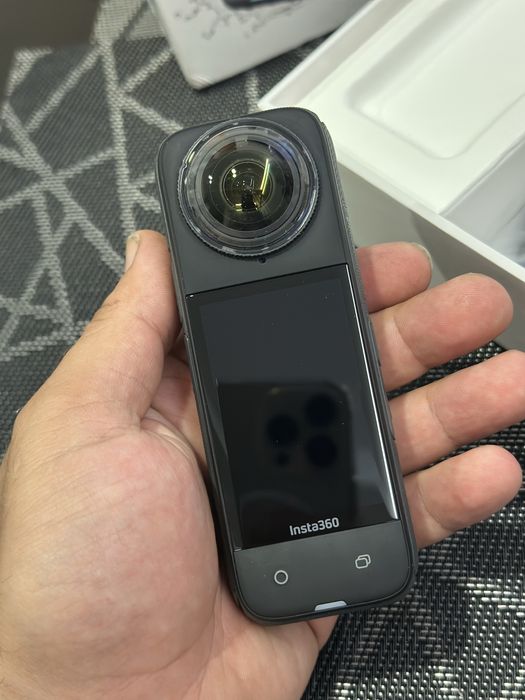 Insta 360 x3 e x 4