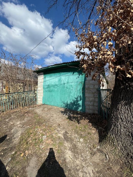 Продаж будинку  під капетальний ремонт