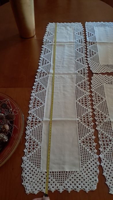 Conjunto de panos em renda em linho
