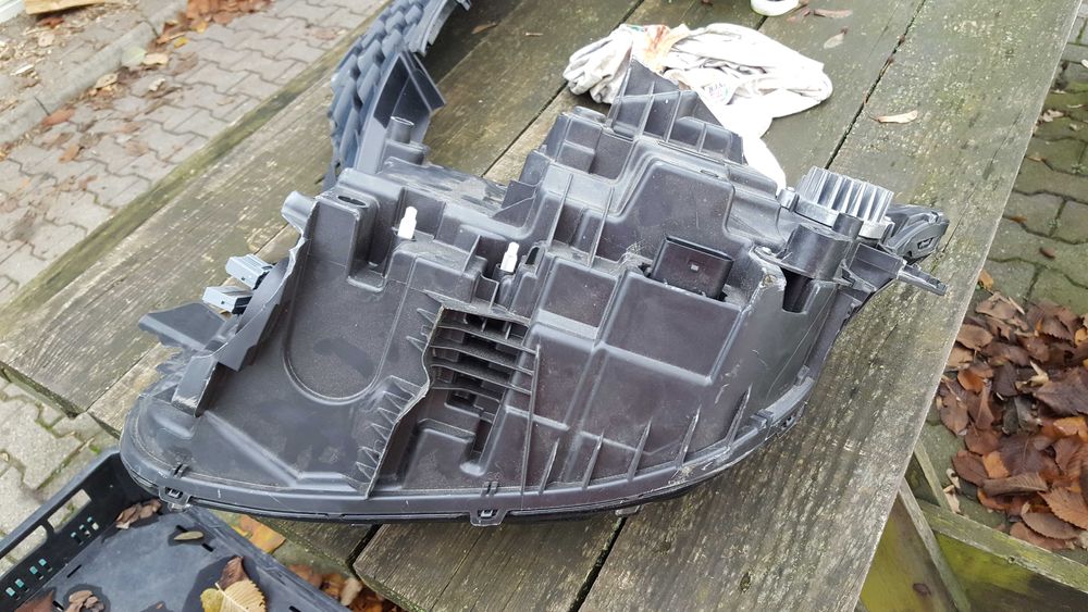 volvo xc90 II  mid led prawa