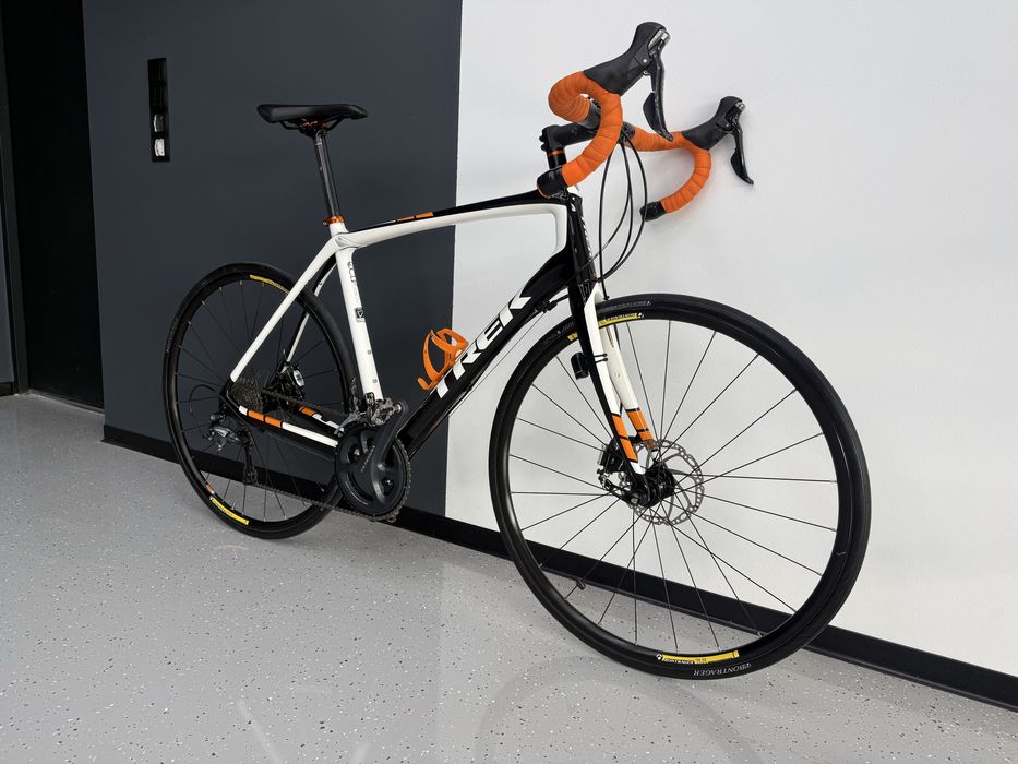 Trek Domane 4.3 Carbon Ultegra ! Disc !