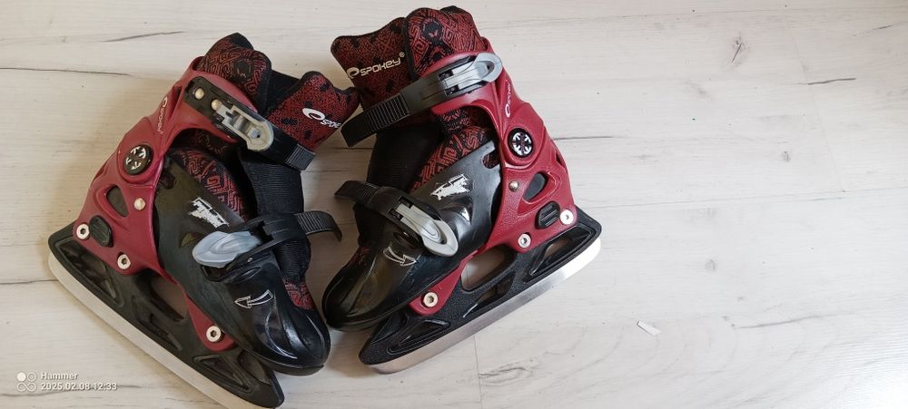 Łyżwy regulowane XS 29-32