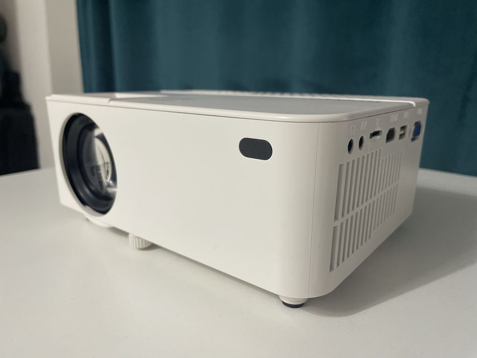 Проєктор, проектор