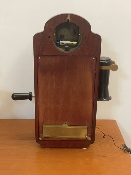 Radio e relogio Vintage replica de telefone antigo