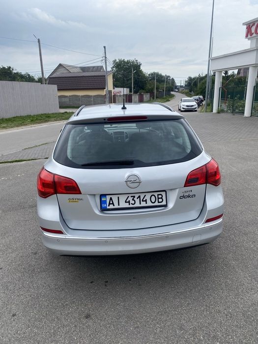 Opel Astra 2013
IV покоління/J (FL)
