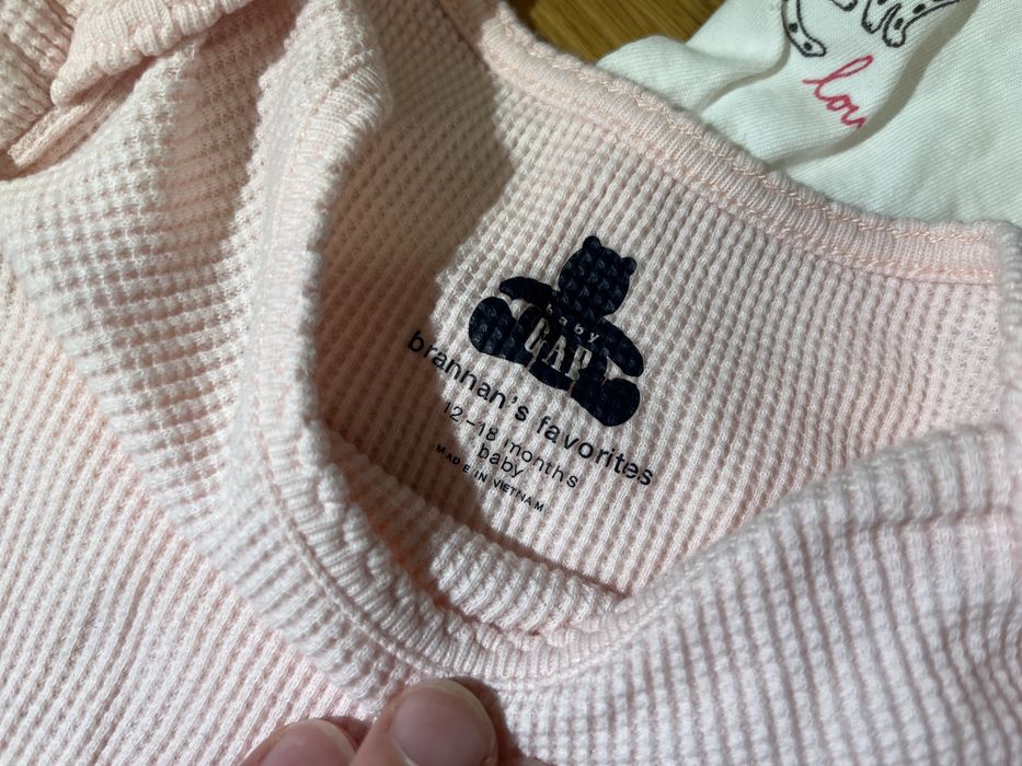GAP i H&M Ubranka dla dziewczynki: body, spodenki z falbaną bluzka