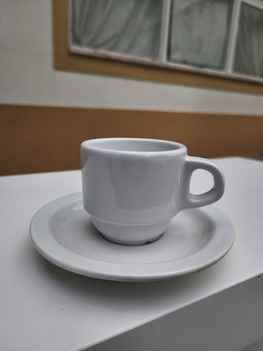Chavena Café + Pires450802056965672961