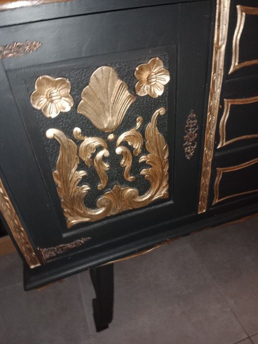 Móvel antigo   pintado