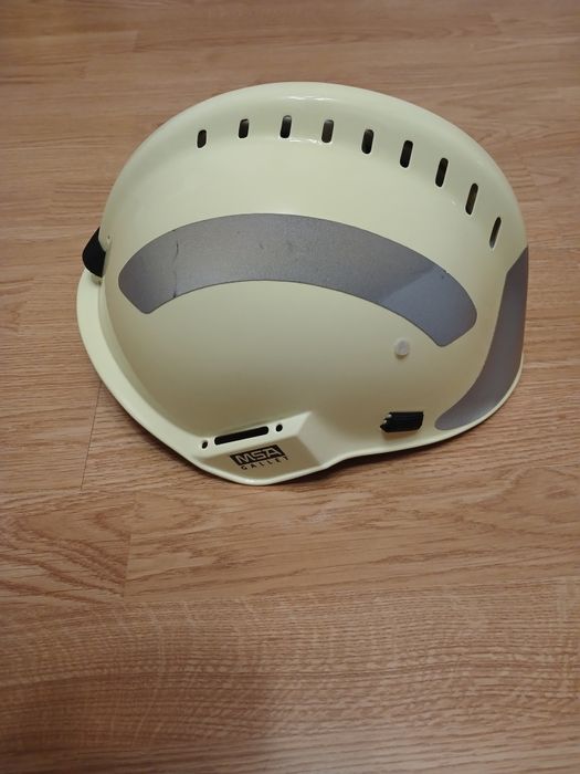 Пожарная защитная каска