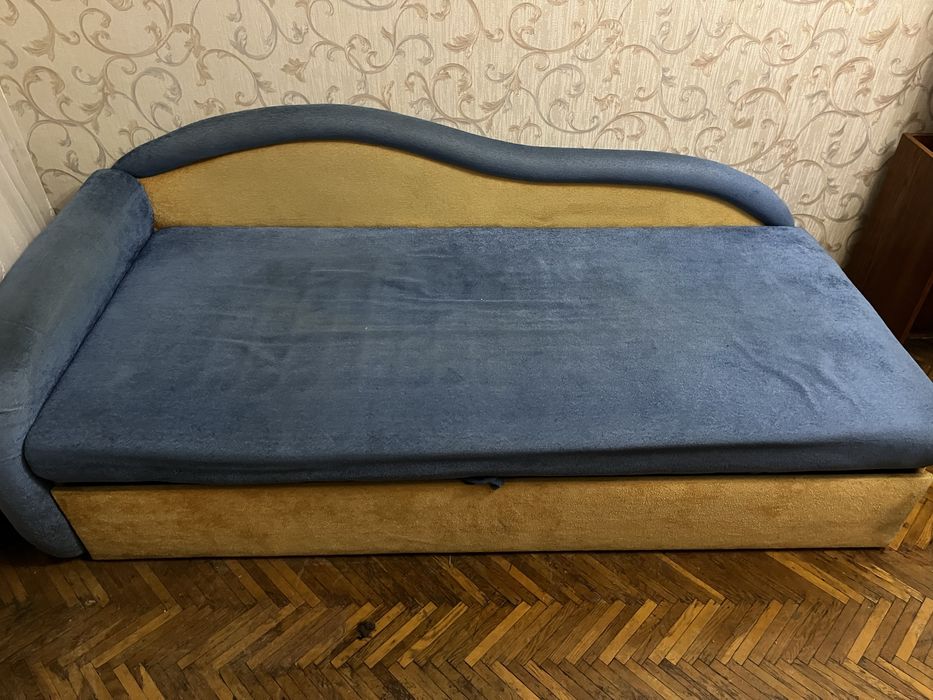 Продам ліжка для спальньої кімнати