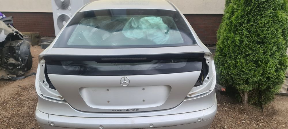 Klapa Bagażnika Tył Tylna Mercedes W203 Sport Coupe Lack. 744