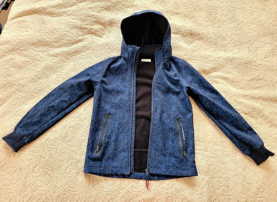 Kurtka softshell H&M ciemnoniebieska chłopięca 158 cm.