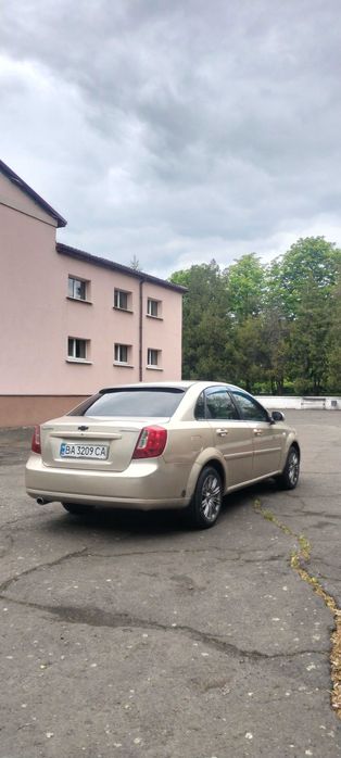 Продам автомобіль 2011 року