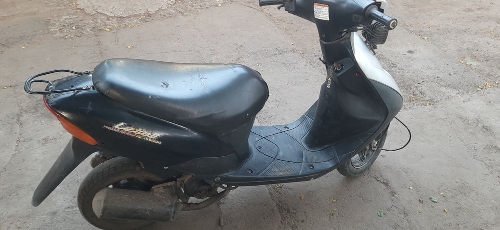 Продам скутер сузукі