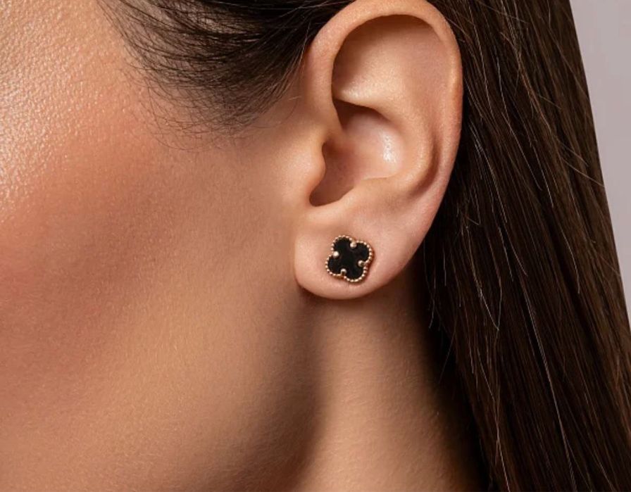 Золотые гвоздики в стиле ван клиф