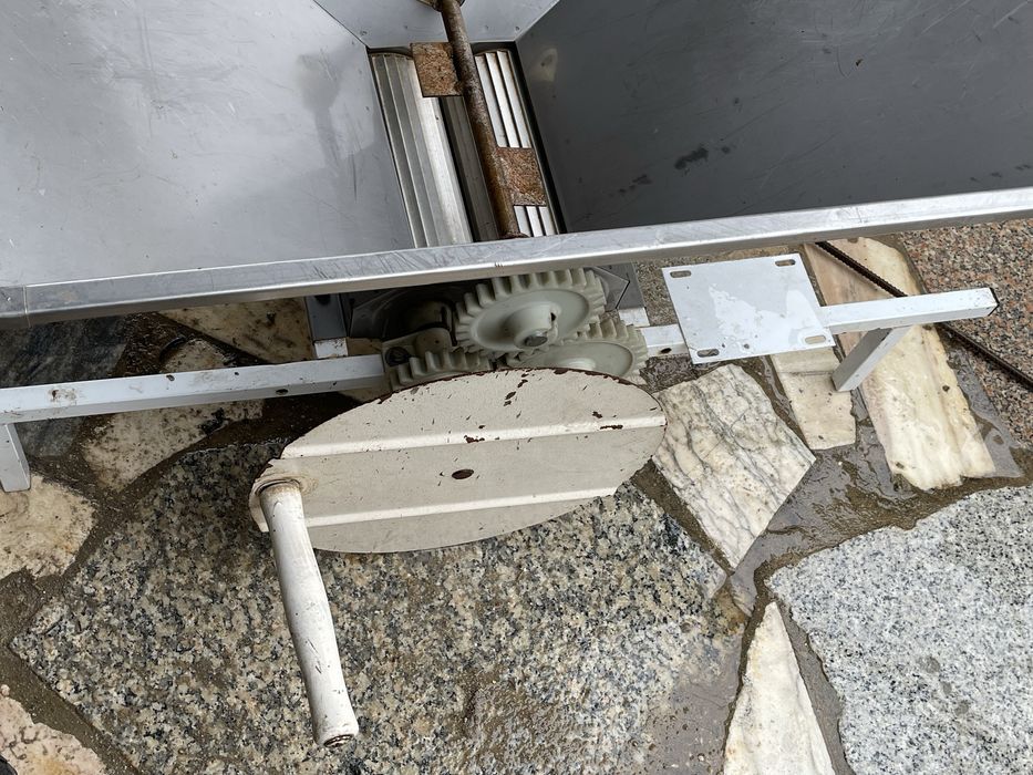 Esmagador de uvas ,Lena